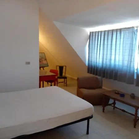 5 Int 5 A Kore * Enna